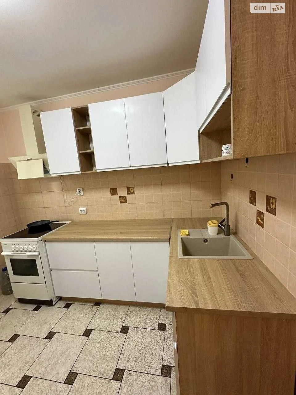 Long-Term Rental Apartment in Holosko