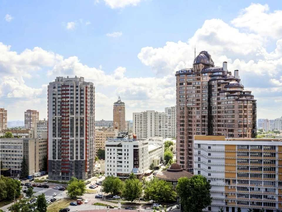 Квартира. Киев, улица Евгена Коновальца