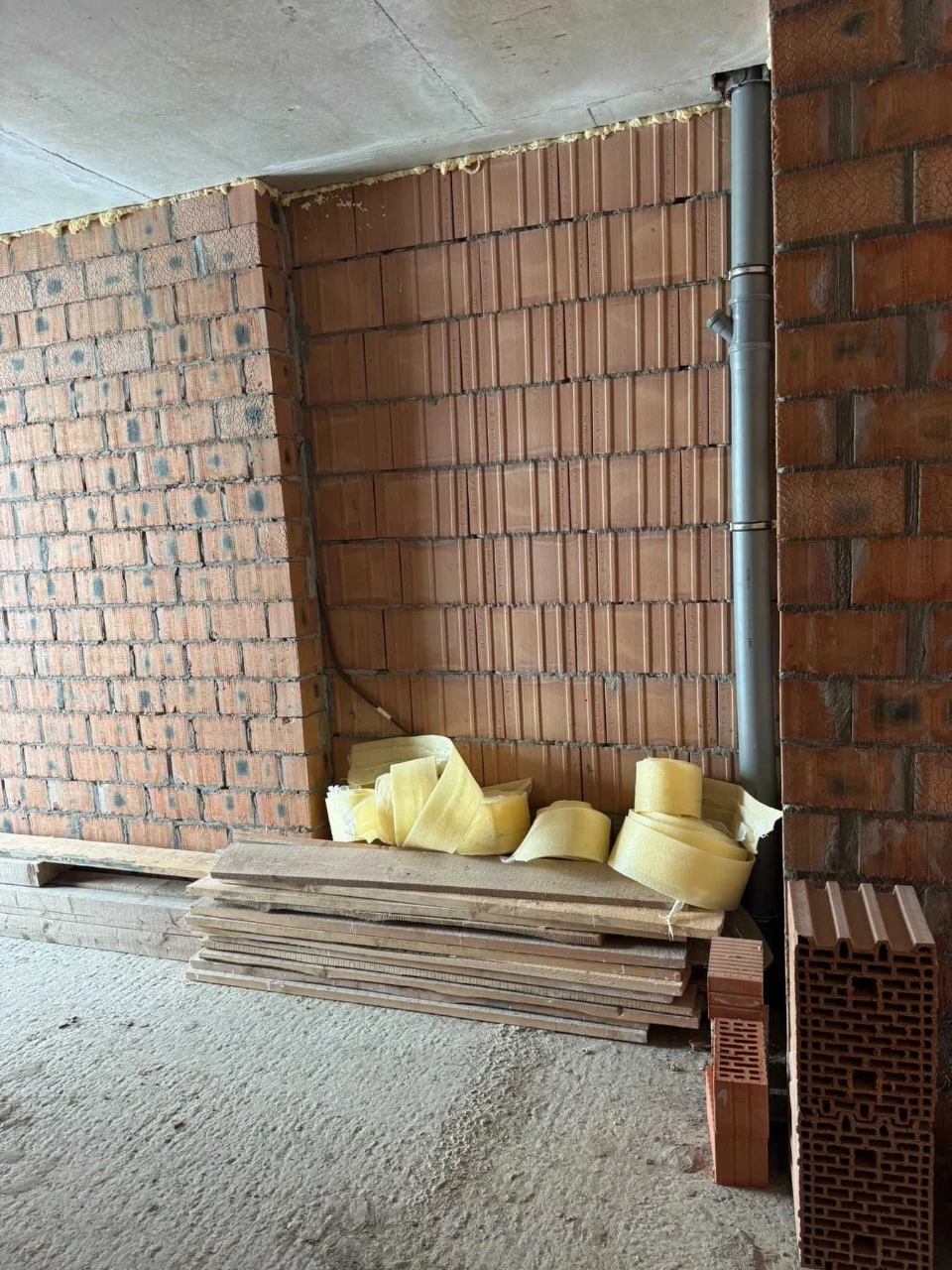 Продаж 1 кім. квартири в ЖК Viking Hills, зданий, 48 000$