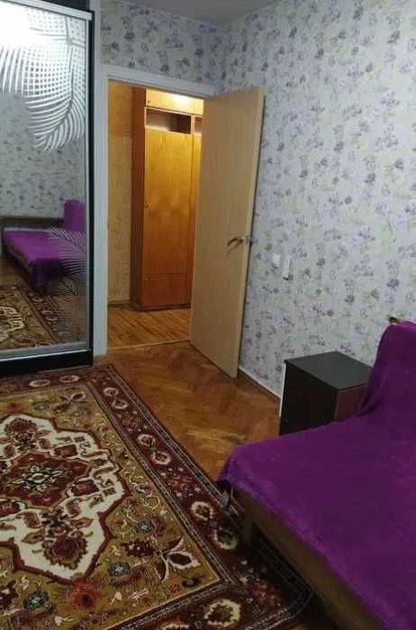 •• 2-кімнатна квартира по вул. Віктора Ярмоли