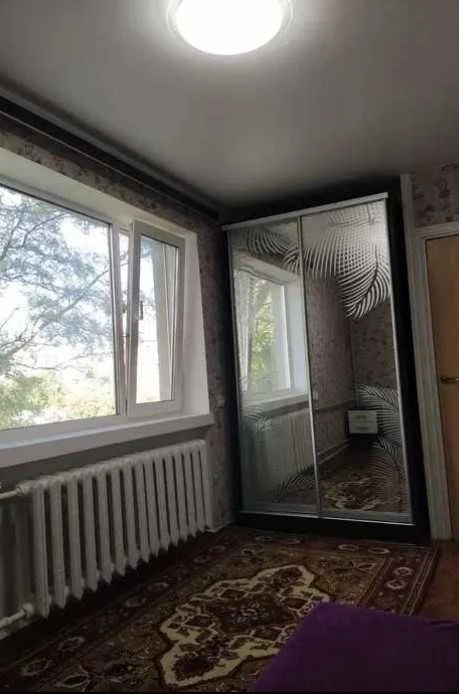 •• 2-кімнатна квартира по вул. Віктора Ярмоли