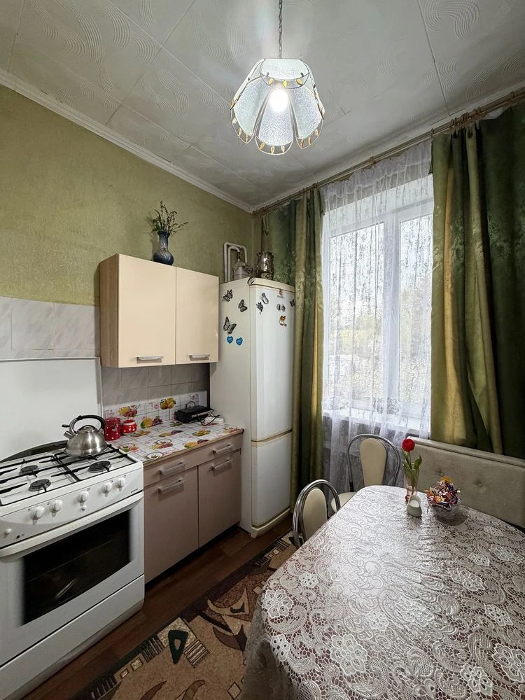Sale of a 2-bedroom apartment in Zakhidnyi residential area (street D. Halychkoho)
