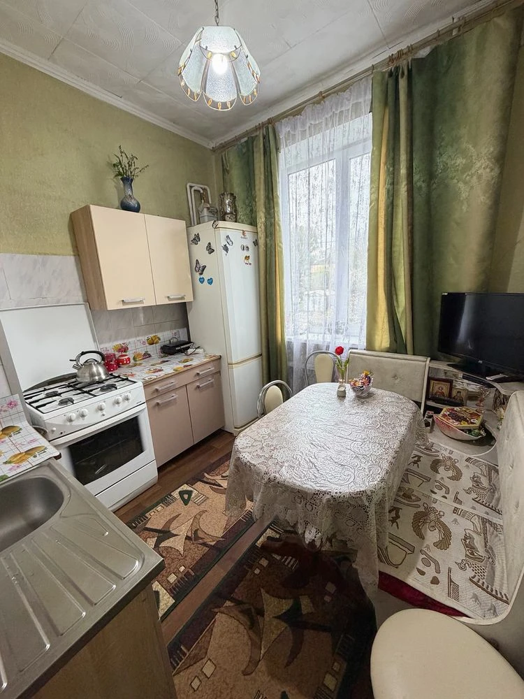 Sale of a 2-bedroom apartment in Zakhidnyi residential area (street D. Halychkoho)