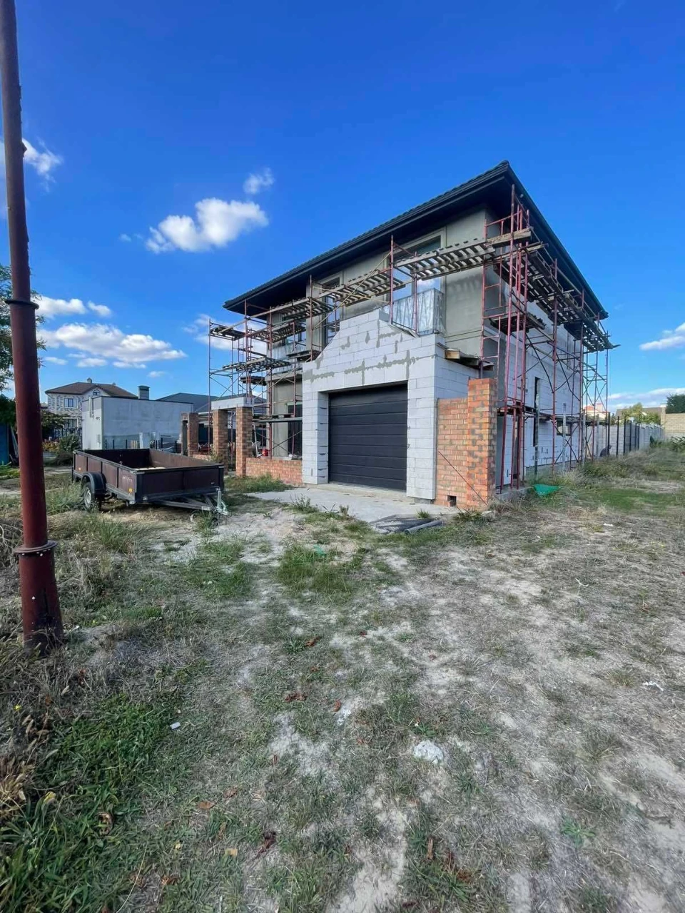 For Sale: House in Sovinyo. Renovated. Full autonomy. Land