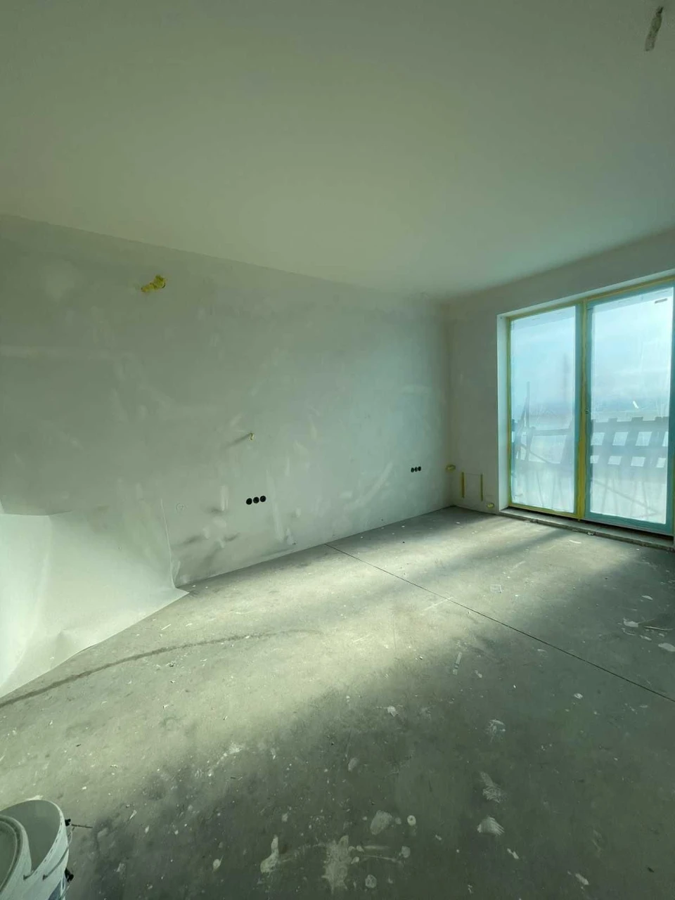 For Sale: House in Sovinyo. Renovated. Full autonomy. Land