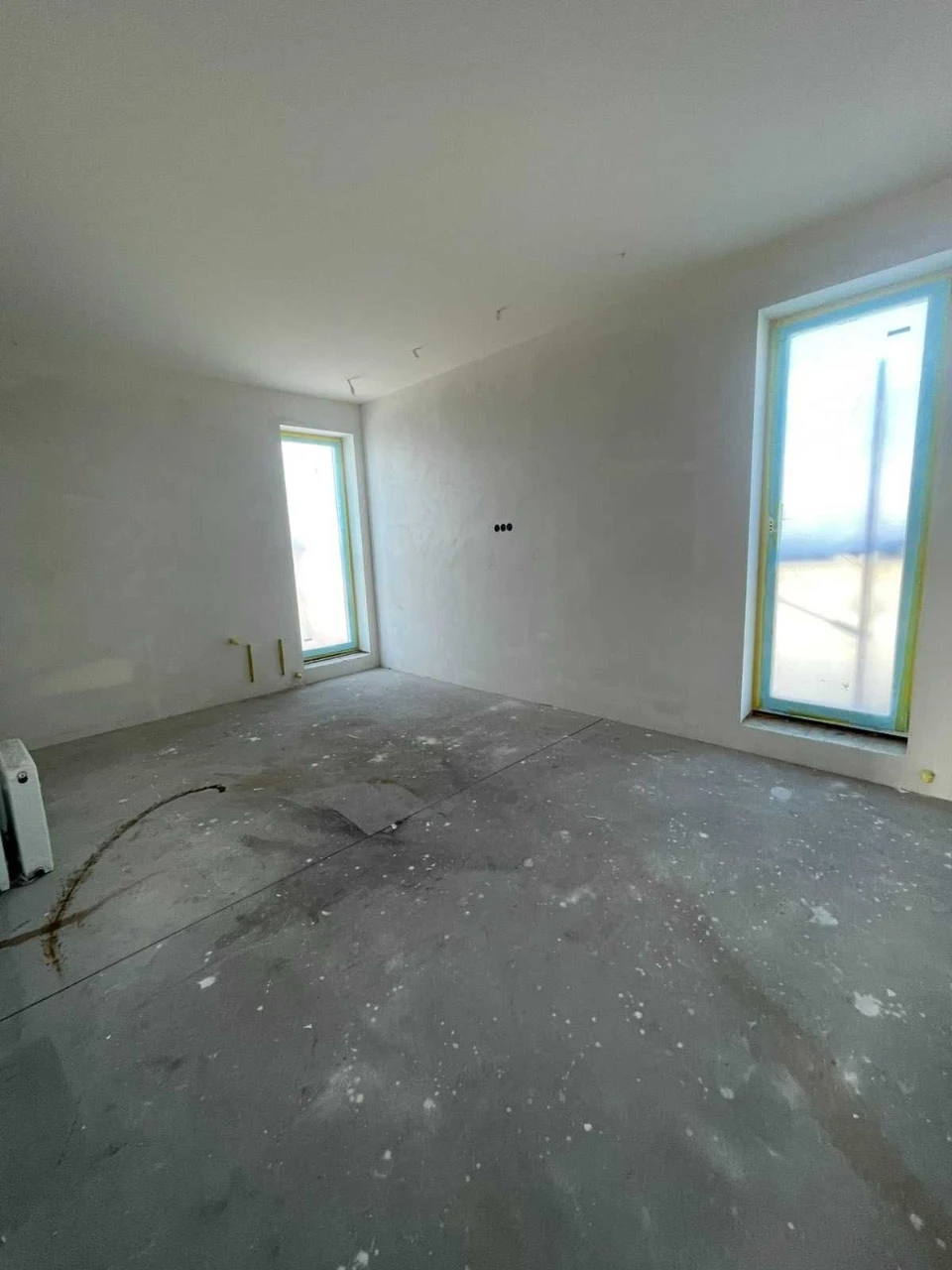 For Sale: House in Sovinyo. Renovated. Full autonomy. Land