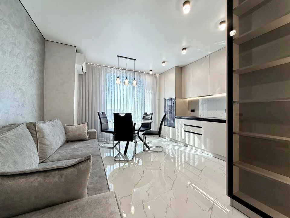Apartment. Ivano-Frankivsk, Heroiv Mykolaieva Street