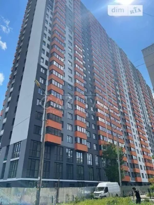 Sale of 4-room apartment 122 sq. m on Sosyuri Volodymyra 6 • I
