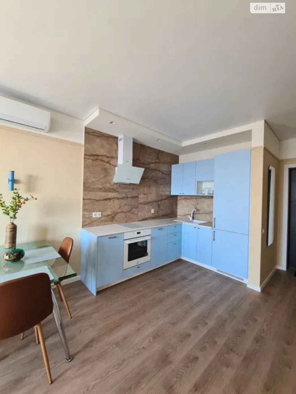 Long-Term Rental Apartment, Podilsky