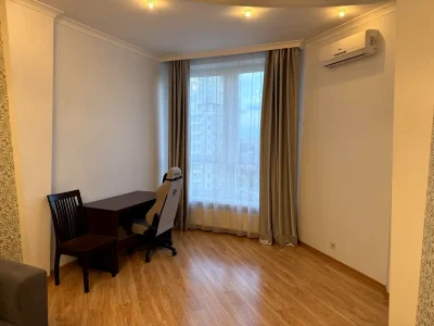 Rent 1-bedroom apartment 63 m² on the 18/25 floor