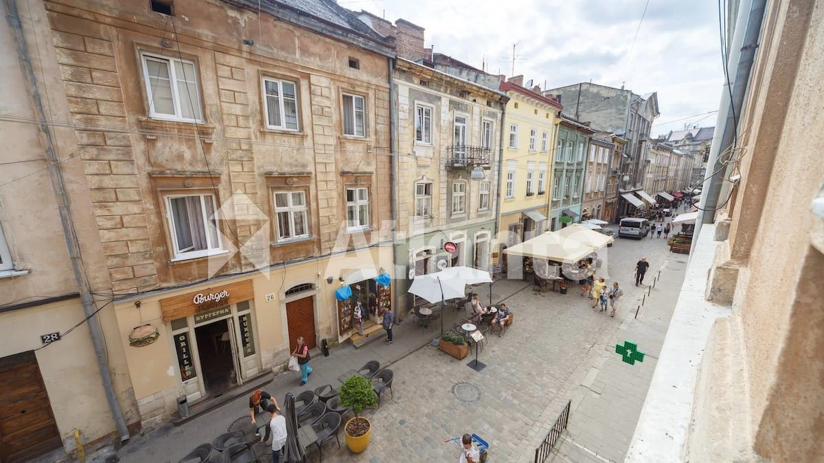 Продажа 1-комнатной квартиры на ул. Сербская. Центр