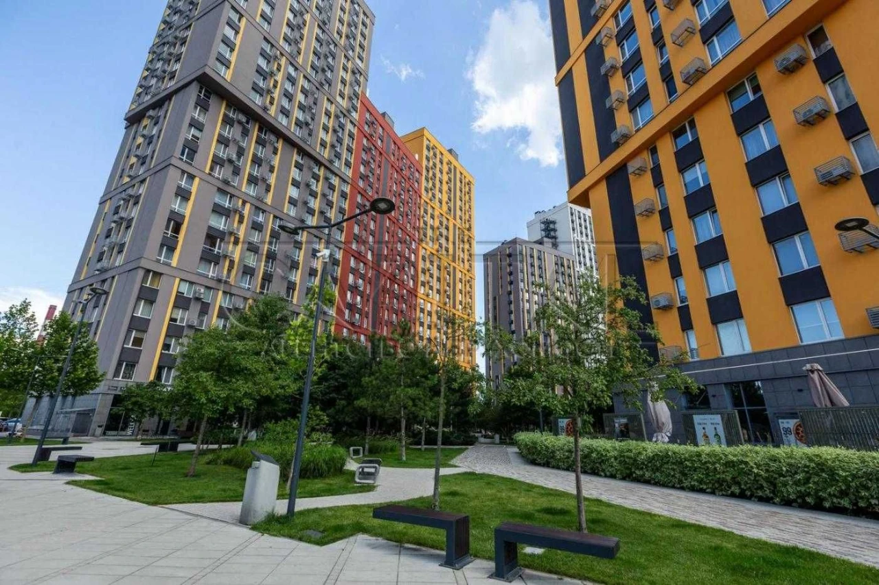 Продажа 1-комнатной квартиры в ЖК "Світло Парк" в 10 минутах от Печерской