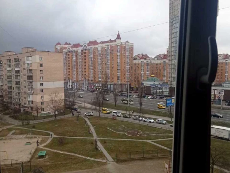 Квартира. Київ, Олександра Архипенка вул.