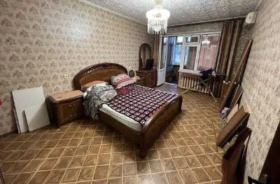 Продам 2-комн квартиру на Таирова, Академика Королёва.