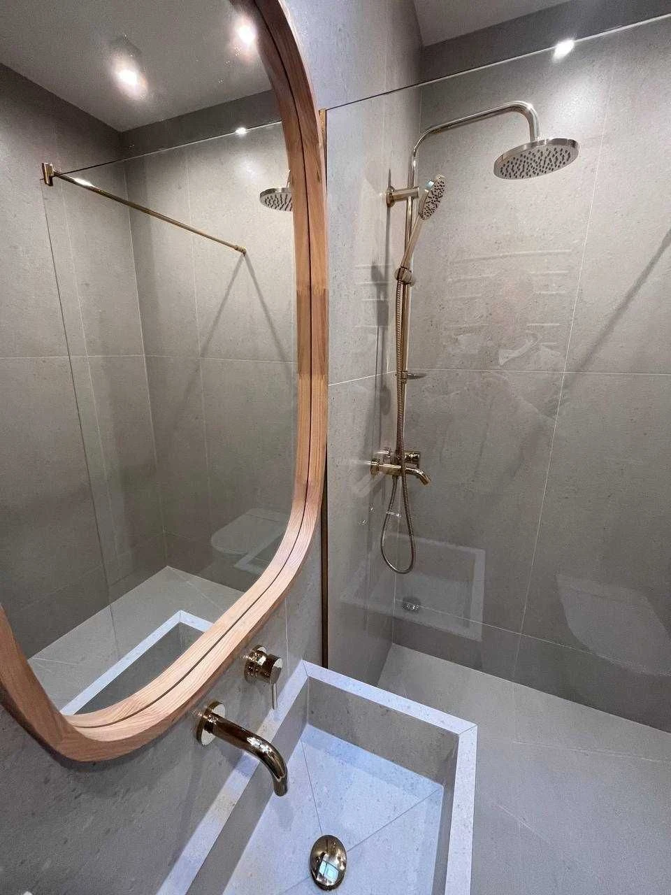 For Sale: House in Sovinyano. With renovation and furniture. Beautiful.