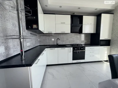 Apartment for Sale: Old Town