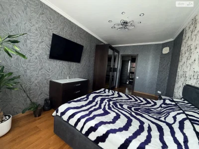 Apartment for Sale: Old Town
