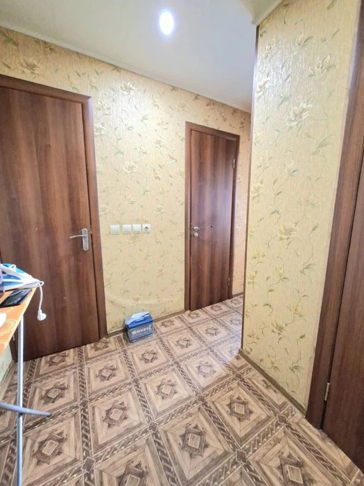 Продаж 1-к кв 40 кв.м вул Стародніпровська