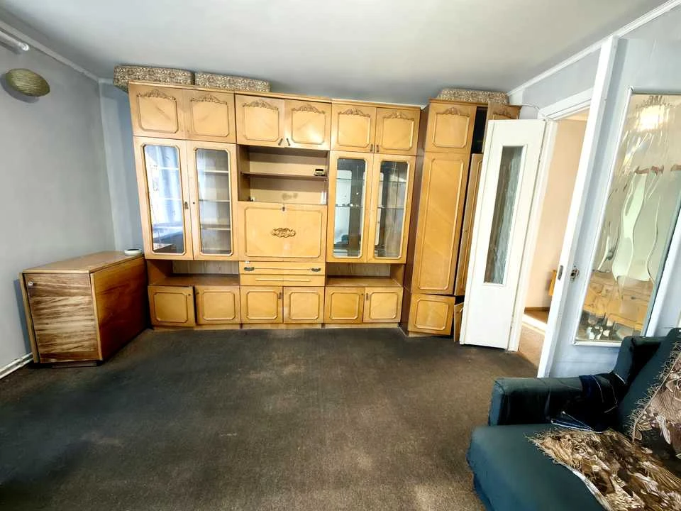 Apartment. Uzhgorod, Adolfy Dobrianskyi Street