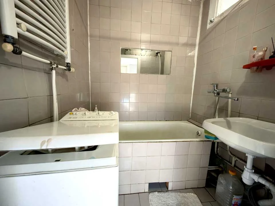Apartment. Uzhgorod, Adolfy Dobrianskyi Street