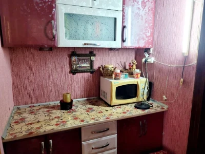 Продам 2 кімнати з ремонтом