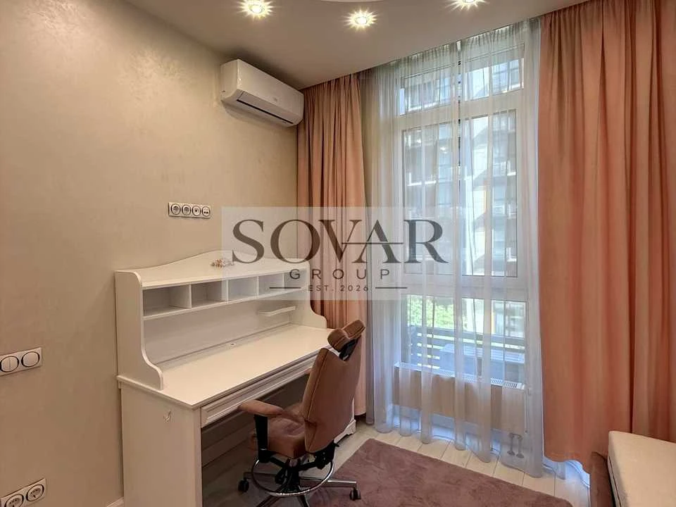 Apartment. John McKenna Street, Kyiv