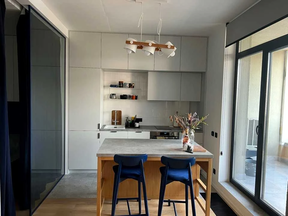 Apartment. Kyiv, Naberezhno-Rybalska Street, No.