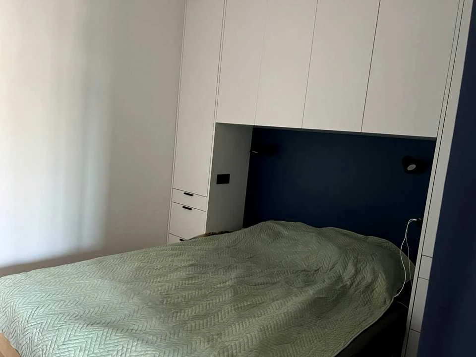 Apartment. Kyiv, Naberezhno-Rybalska Street, No.