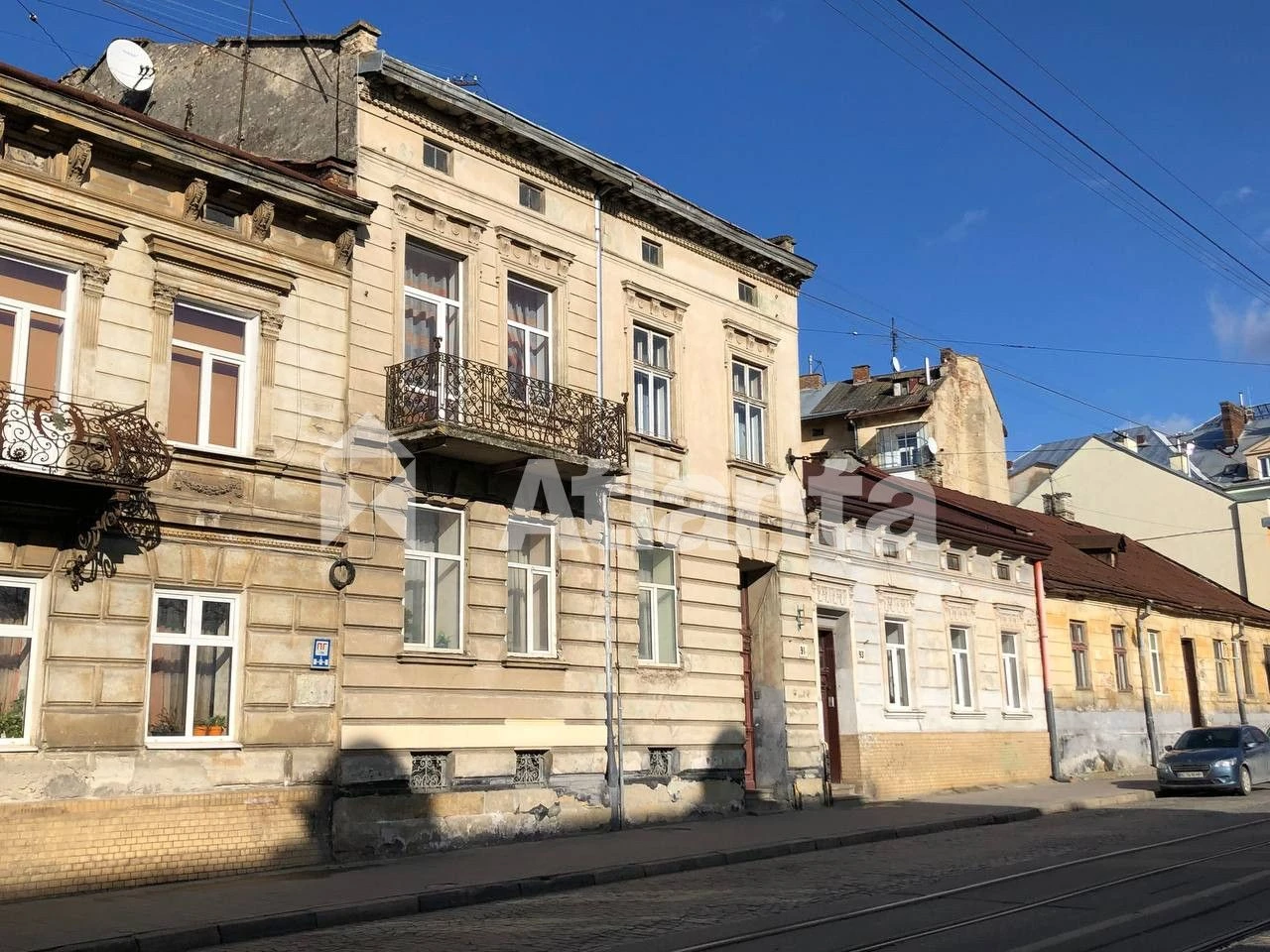 Sale of a spacious apartment on Lychakivska Street