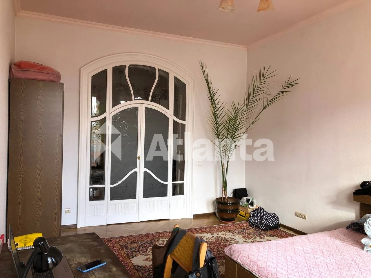 Sale of a spacious apartment on Lychakivska Street