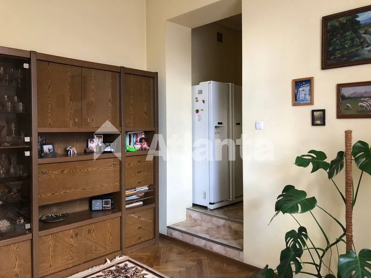 Sale of a spacious apartment on Lychakivska Street