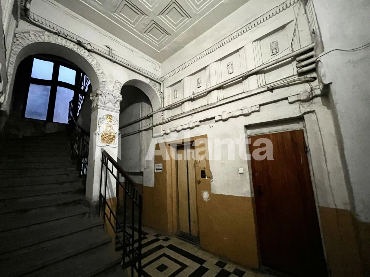 Sale of an apartment with custom interior in the center of Austria