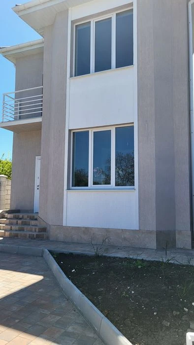 A house of 150 m2 on 4 acres in the area of Artist Fyodorov