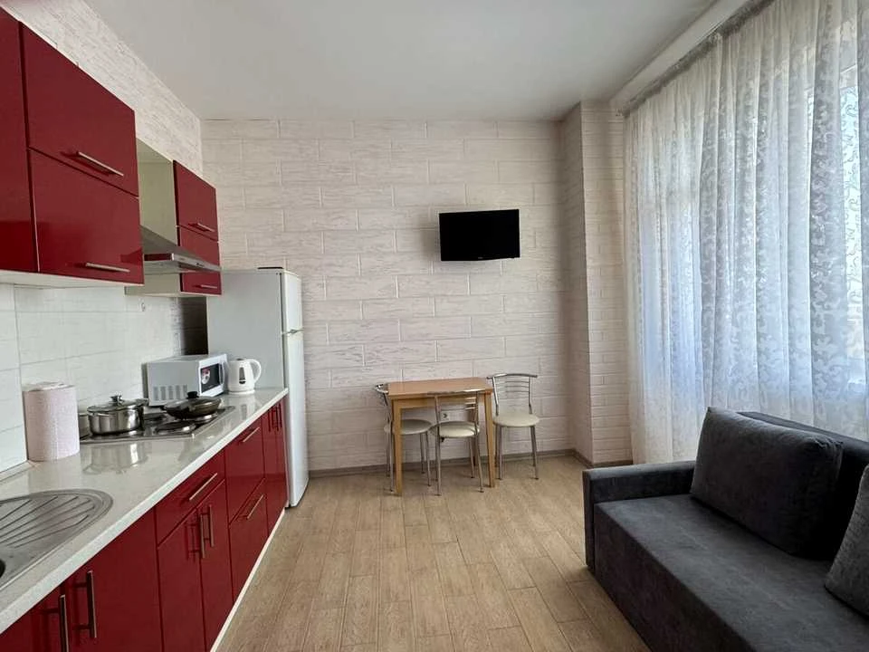 Apartment. Odesa, Nebesnoy Сотні Avenue