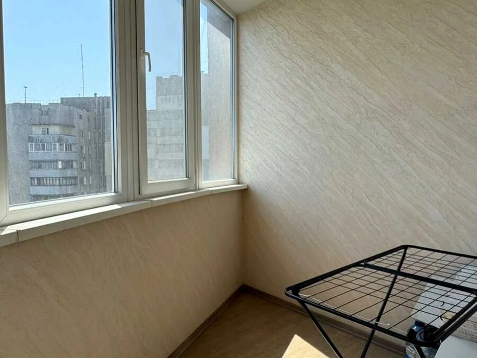 Apartment. Odesa, Nebesnoy Сотні Avenue