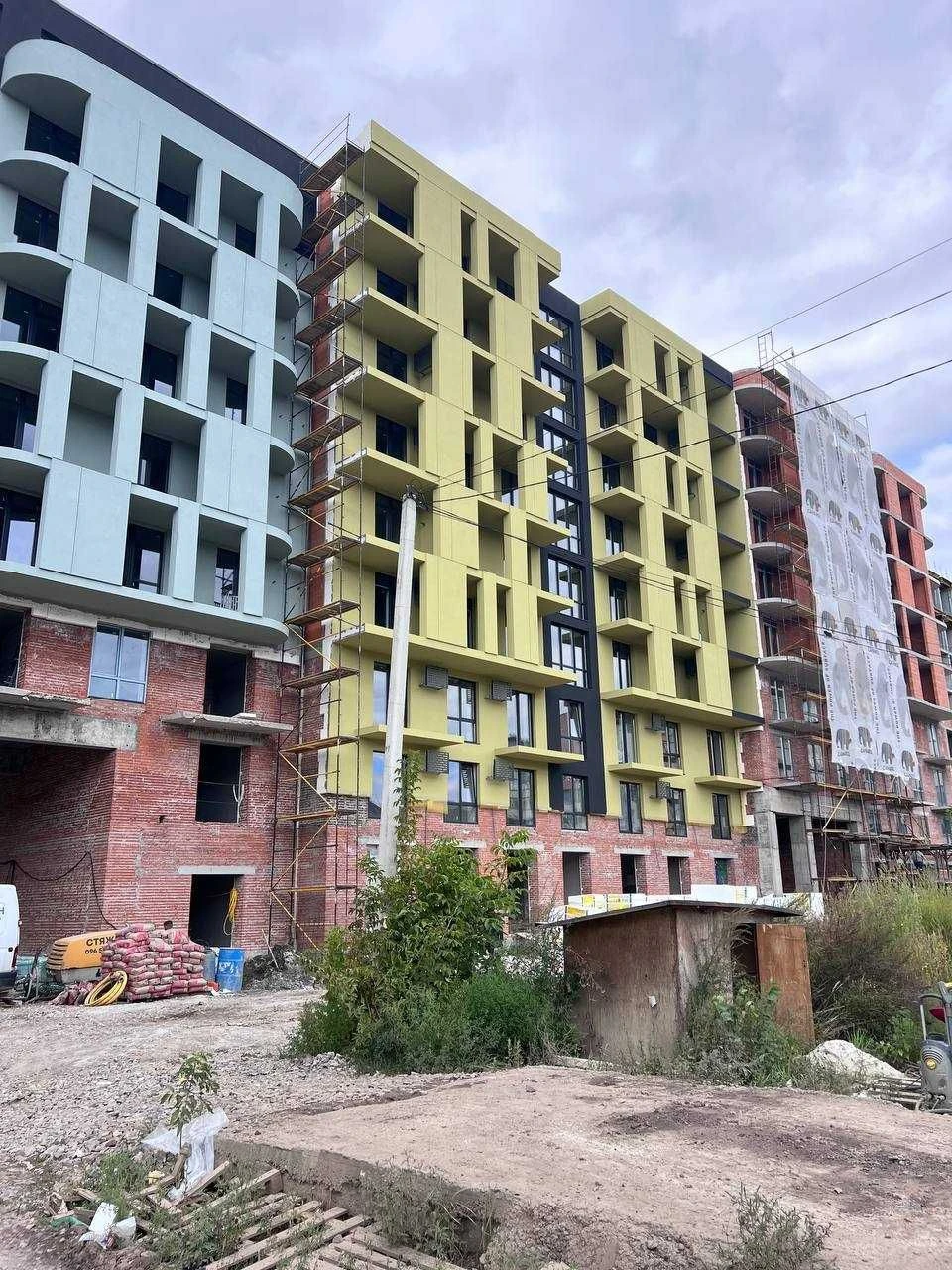 Продаётся просторная однокомнатная квартира с балконом и индивидуальным отоплением