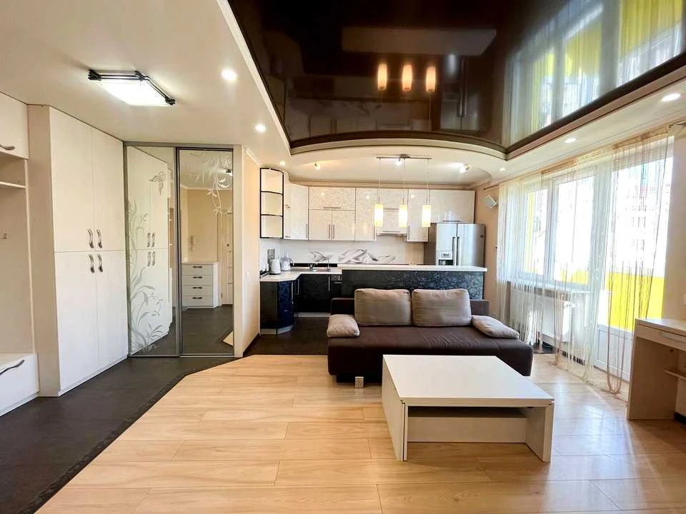 Apartment. Pasichna St.