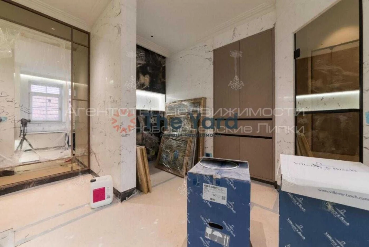 Sale of a new 4-level house, 570.6 m², Tovarna Street, 6
