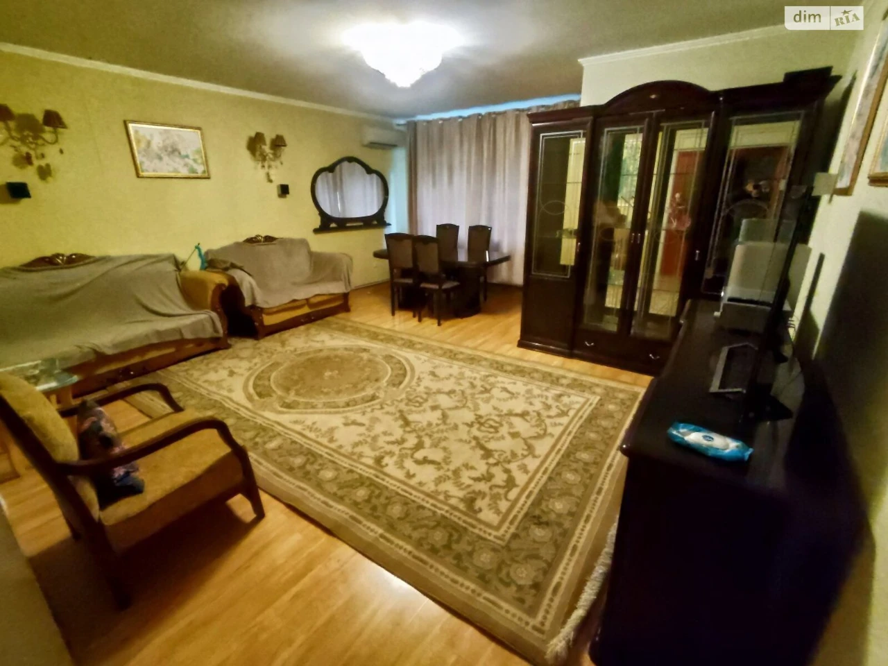 Long-Term Rental: Apartment in Primorsky District