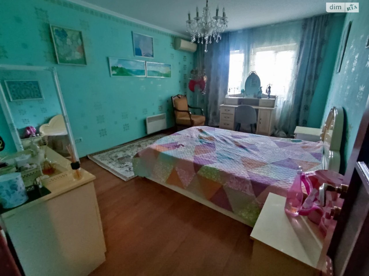 Long-Term Rental: Apartment in Primorsky District