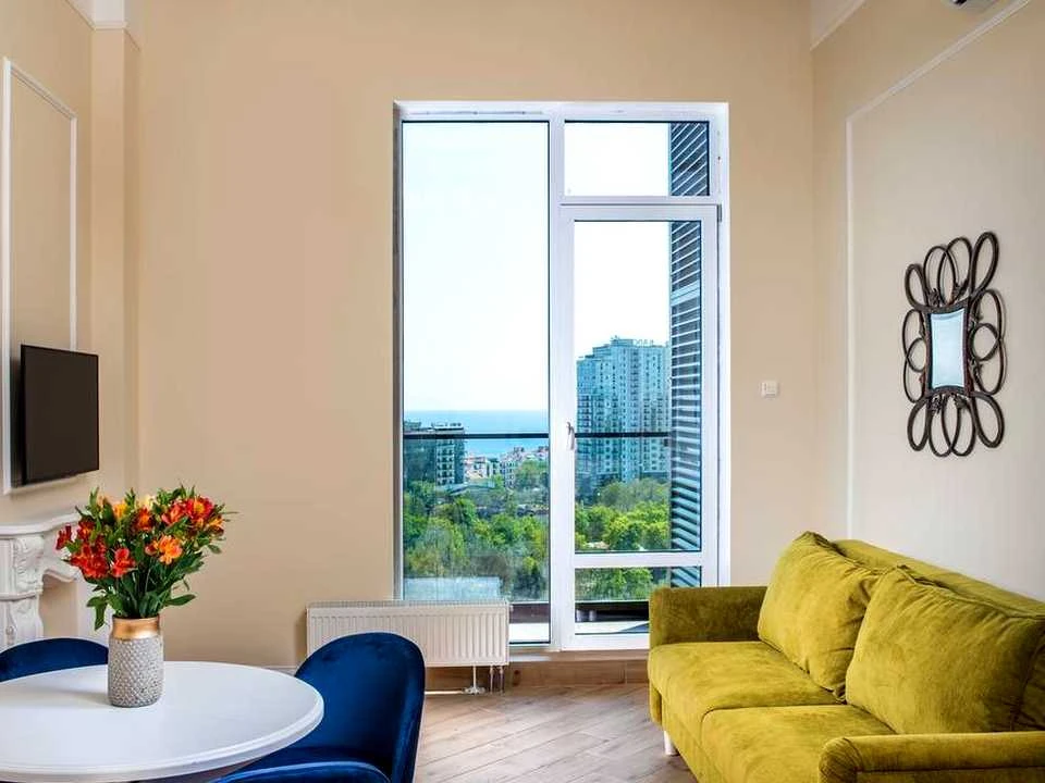 Apartment. Odessa, French Boulevard.