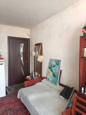 ПРОДАМ 2 кімнатна  вул Симоненка