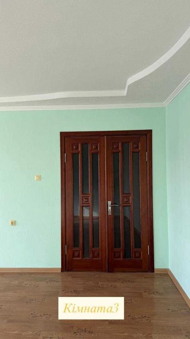 Продаж 3-кімнатної квартири в центрі Черкас, район Казбет