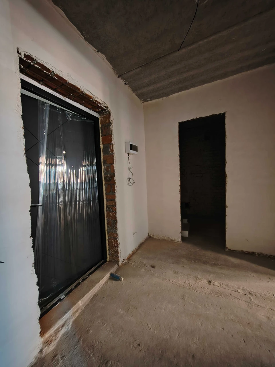 Sale of a 1-bedroom apartment in a picturesque corner of the city in the "Spring Town New Riviera" residential complex