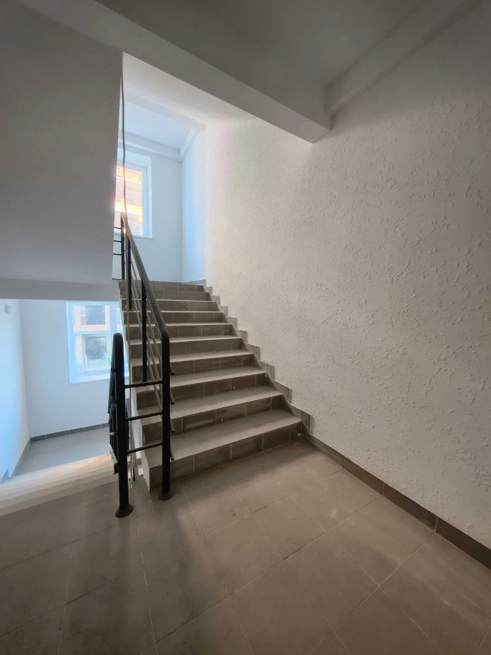Sale of a 1-bedroom apartment in a picturesque corner of the city in the "Spring Town New Riviera" residential complex