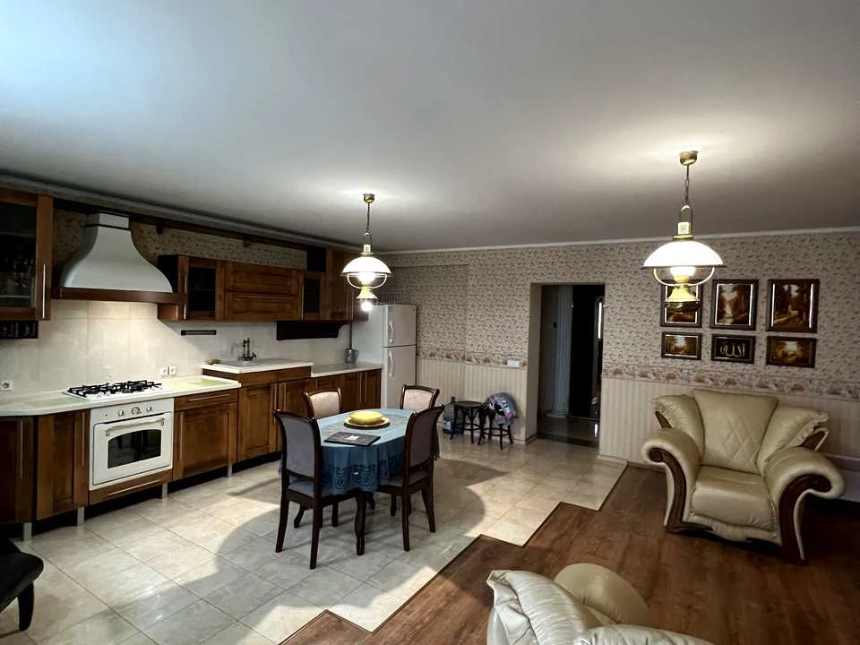 Apartment. Kharkiv, Klochkovskaya Street