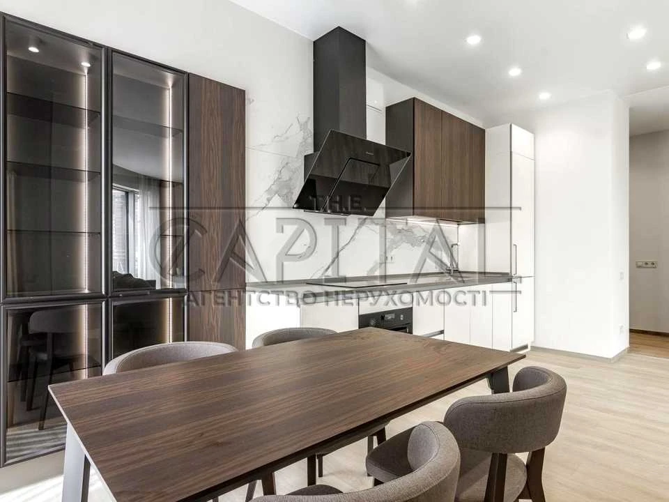 Apartment. Antonovich Street, Kyiv