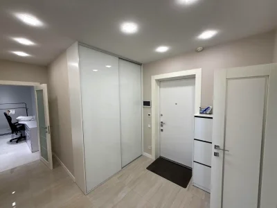 Оренда квартири 2-кімн. 62 м² 11/25 пов.