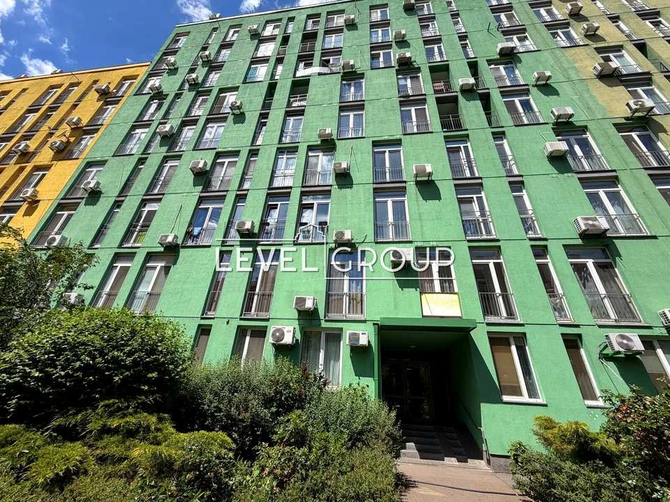 Apartment. Kyiv, Regenerator Street.