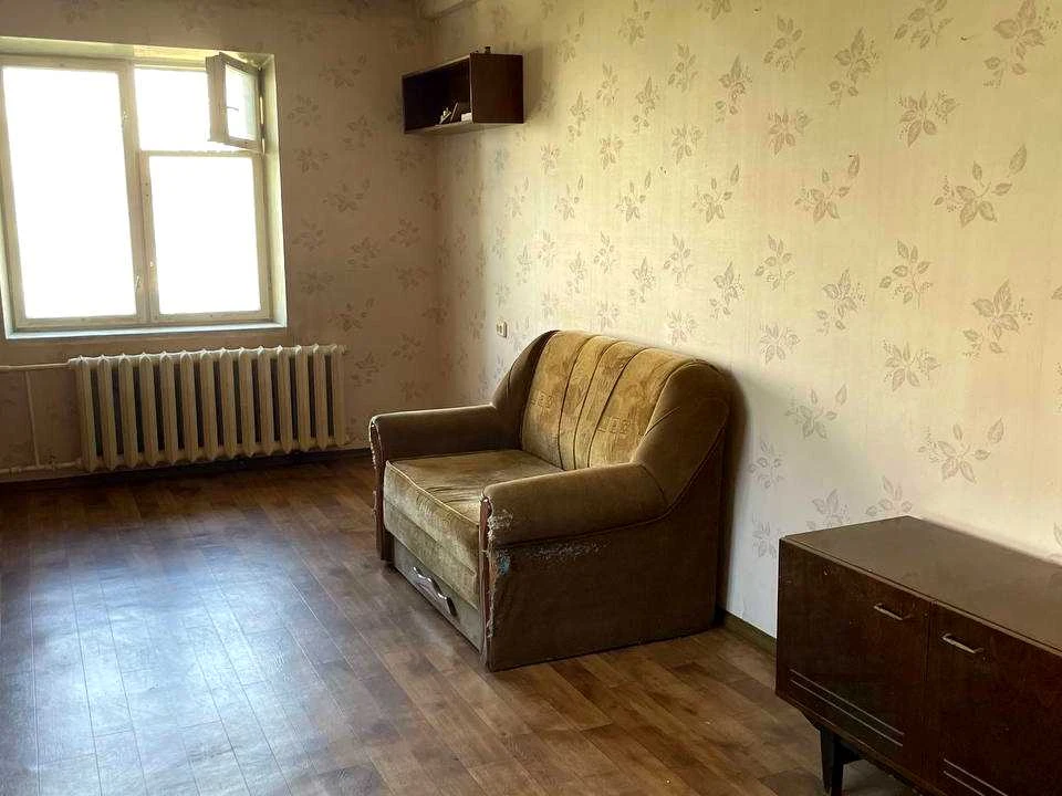 Квартира. Київ, Мілютенка вул.